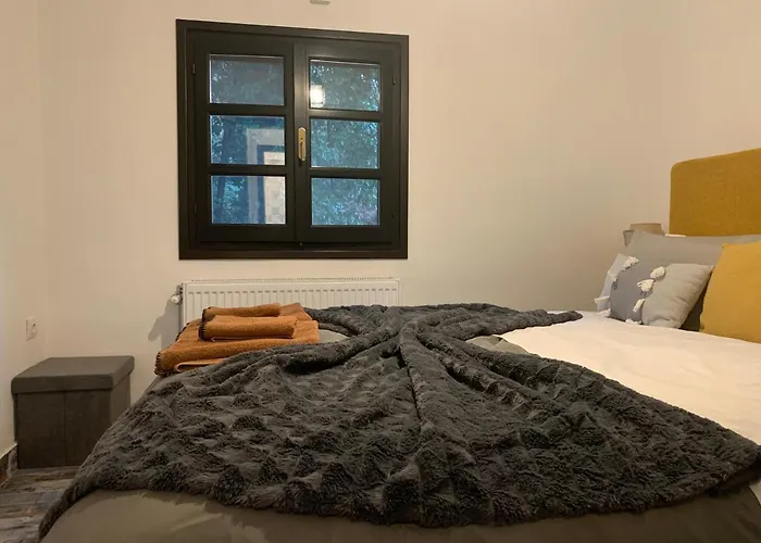 Pelion 7 Lives בית נופש טסגרדה